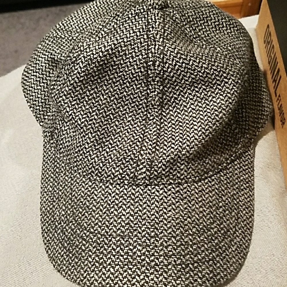 Shimmer hat